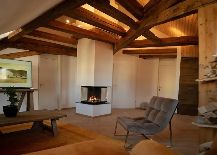Moderne Altbauwohnung Im Zentrum Von Mit Wellness * Berna