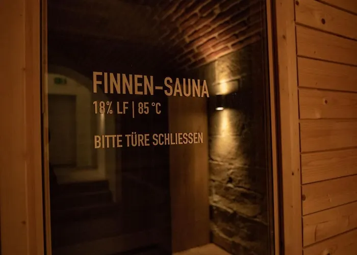 Moderne Altbauwohnung Im Zentrum Von Mit Wellness * Berna