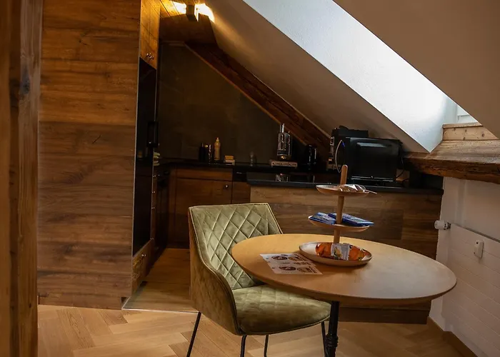 Moderne Altbauwohnung Im Zentrum Von Mit Wellness Apartamento Berna